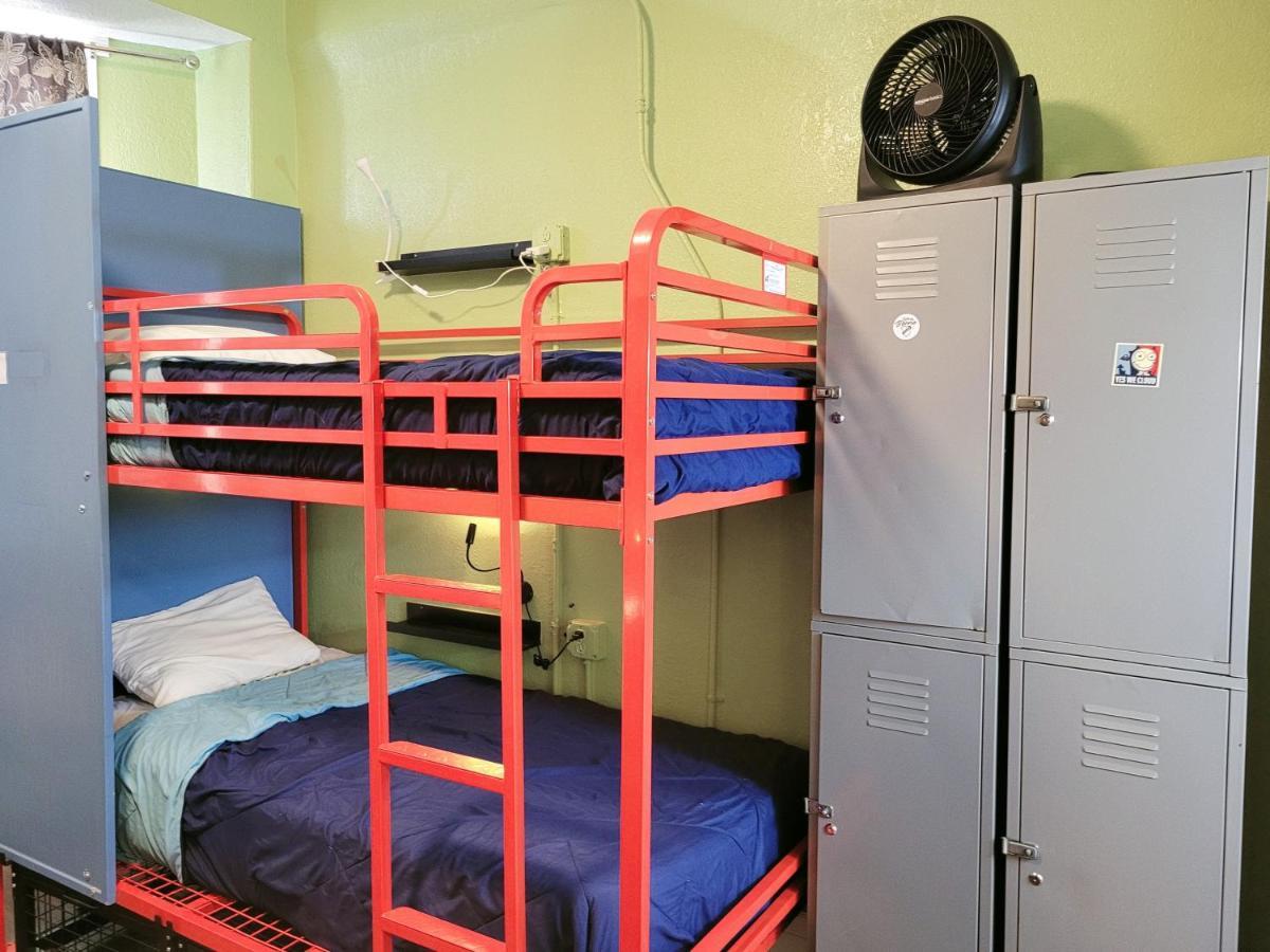 Orange Village Hostel Сан-Франциско Экстерьер фото